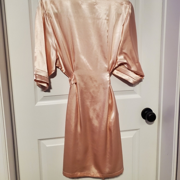 Weddingstar Blush Pink Satin Robe - Picture 3 of 3
